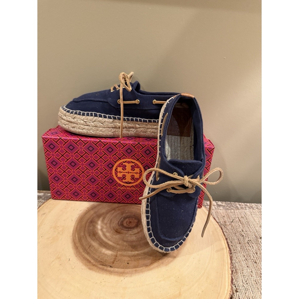 Tory Burch Women's Blanton Boat Shoes Navy Size 7 Nautical Coastal Chic - Picture 2 of 11